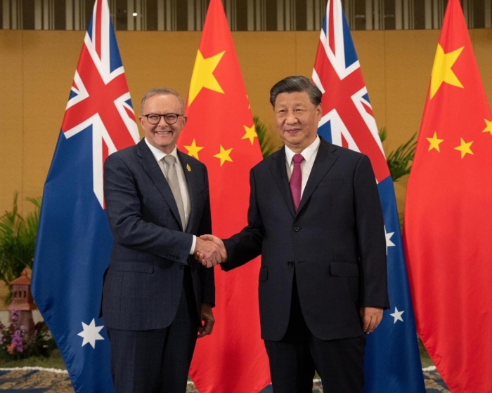 El primer ministro de Australia, Anthony Albanese, se reúne con el presidente de China, Xi Jinping, en el Gran Salón del Pueblo en Beijing