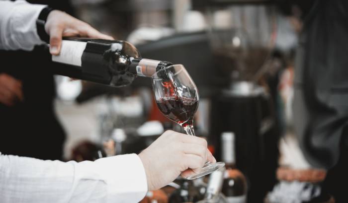 Alcohol Use in the US Falls to Historic Low as Health Concerns Rise