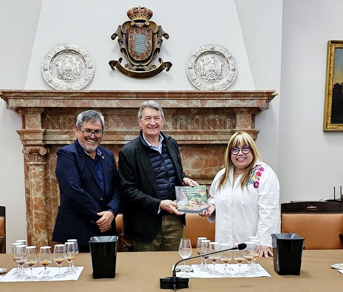 Los vinos de Jerez y la gastronomía peruana de Cesibell Sánchez y Juan Carlos Palma recibe el aval de César Saldaña