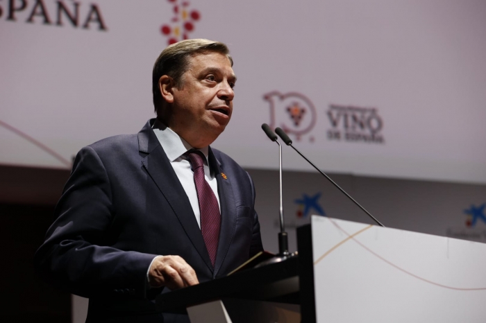 Ministro Planas destaca los logros de la OIVE y pide más valor añadido para el vino español