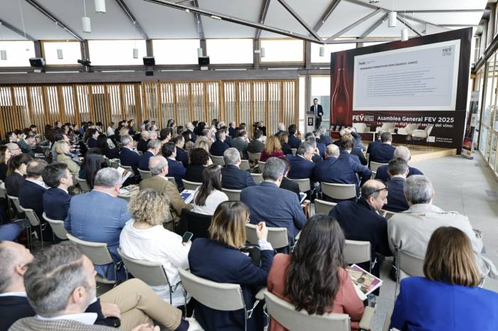 La FEV impulsa la digitalización del vino español ante nuevos aranceles de Estados Unidos