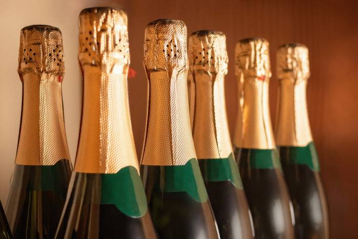 Crémant de Bourgogne Posts Record Growth in 2025