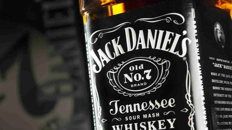Brown Family Backs Pernod Ricard Bid for Brown-Forman