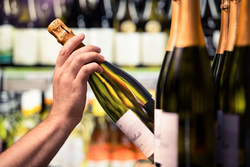 French Supermarket Alcohol Sales Fell 0.7%