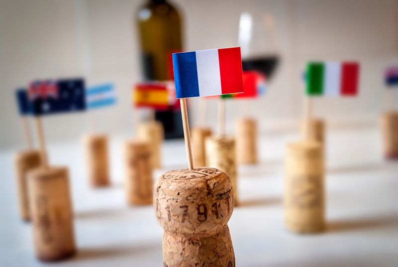 French Wine Exports Suffer 4.4% Revenue Drop as U.S. Tariffs and Price Cuts Hit Hard