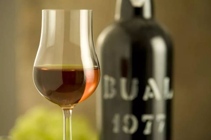 Bottling of DO “Madeirense” Wine Plunges 30.7% in 2025