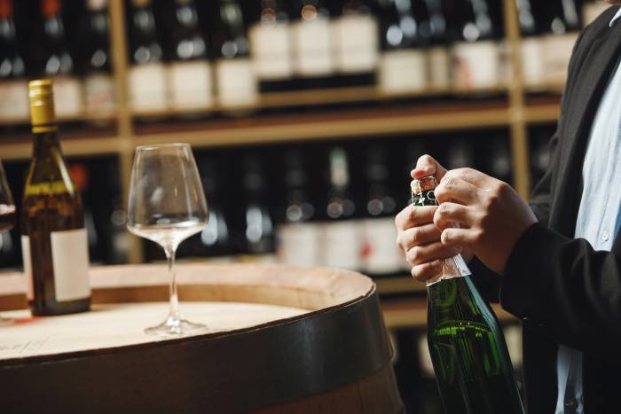 Italian Wine Exports Fall 3.6% in 2025 as Global Demand Weakens