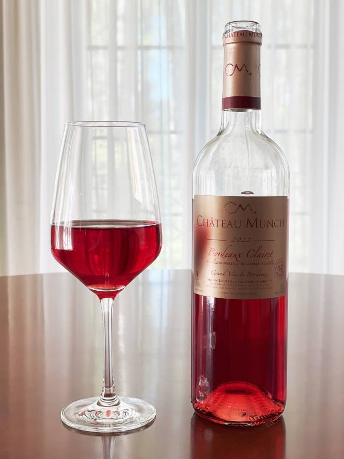 Bordeaux Embraces Lighter Claret Style to Revitalize Wine Industry