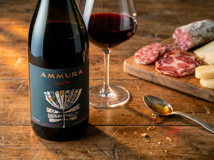 Tommasi Family Estates Unveils Liuni Etna Rosso DOC 2022 at Wine Paris