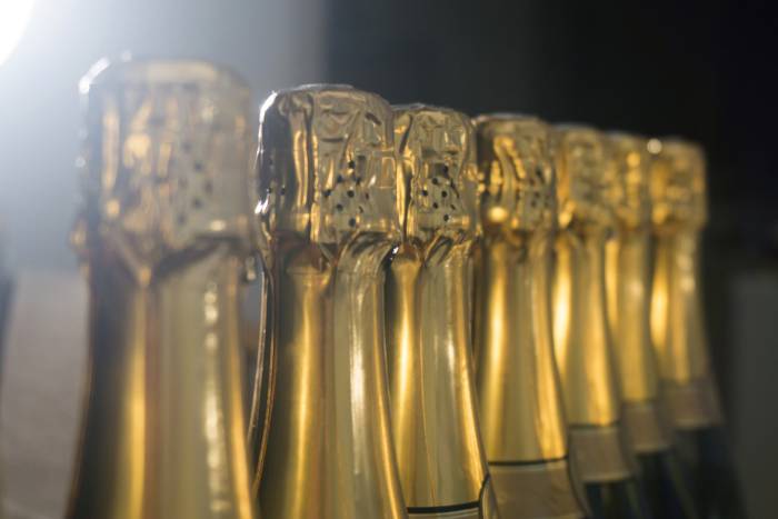 Italy Approves Sparkling Wine Production Under Toscana IGT Label