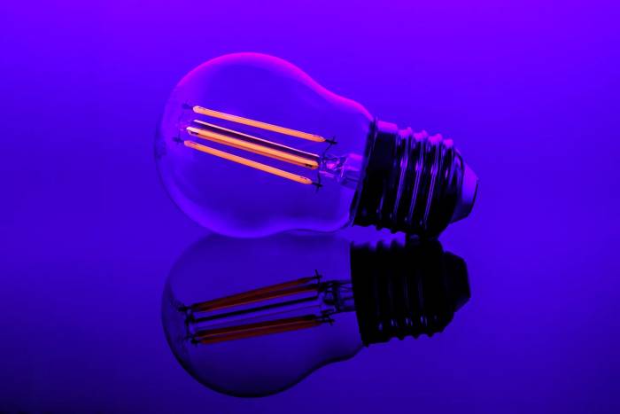 University of Pisa Study Finds UV-C Light Boosts Wine Color and Aroma in Vineyards