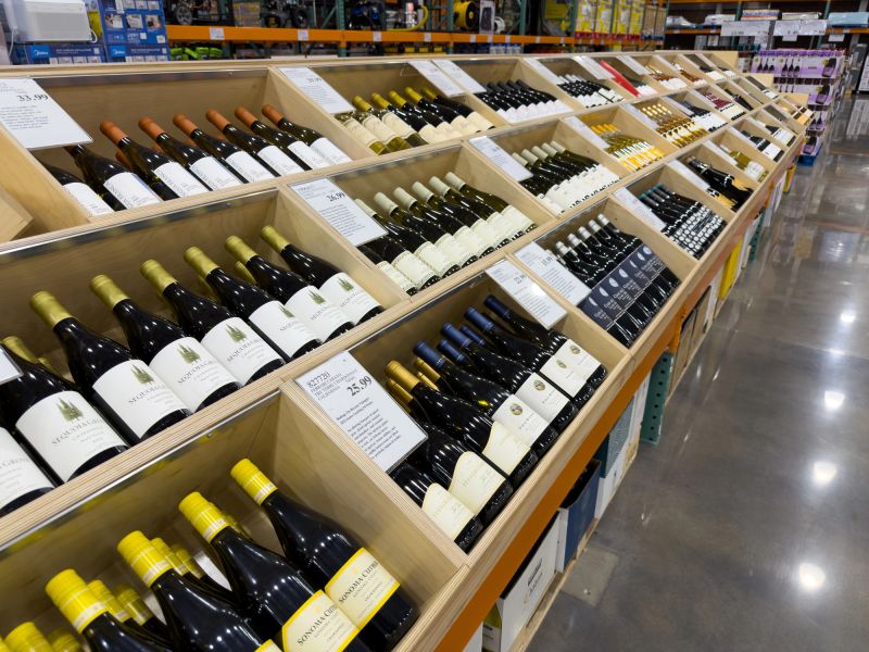 Reyes Beverage Group Buys 11 Markets From RNDC