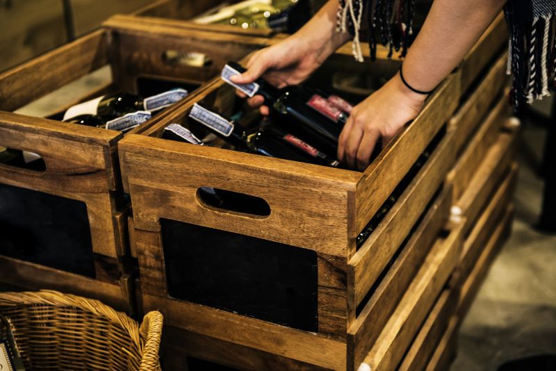El contrabando de vino desde Hong Kong a Shenzhen cae cerca del 50%